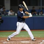 애런 저지가 배트를 휘두르며 강타를 날리는 순간