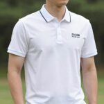 코오롱 반팔 티셔츠 여름 더위 해결템 코오롱스포츠 모스드라이 베이직 폴로 반팔 티셔츠 화이트 컬러 착용 사진